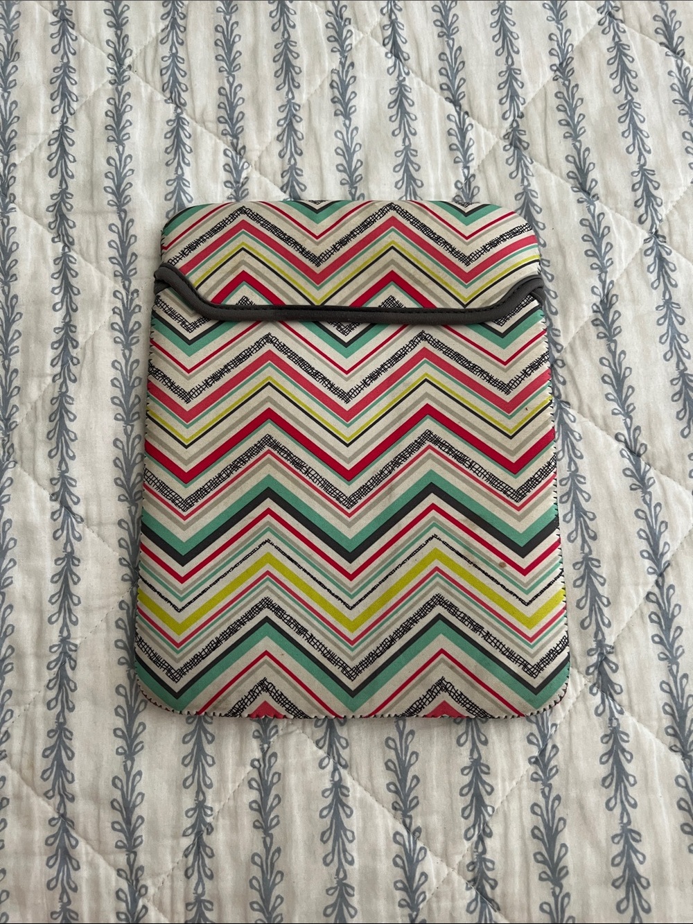 thirty-one Chevron Tablet Sleeve in Green, Red, Pink, Yellow, Black, White